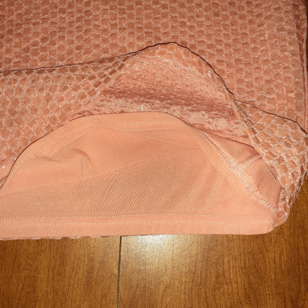 XS H&M Shimmery Skirt - Picture 4 of 5